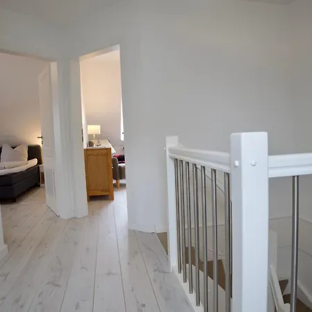 Nyaraló Hus Eesbuell *